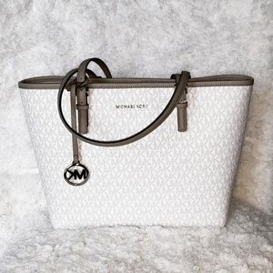 ♦️Michael Kors Handbag♦️